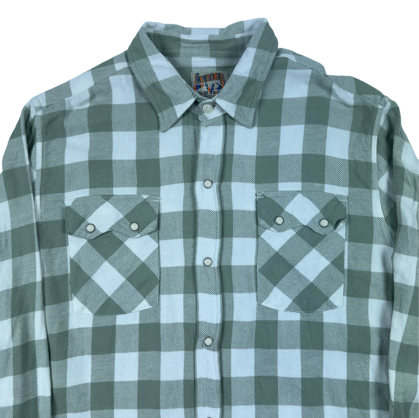 Pearlsnap Flannel