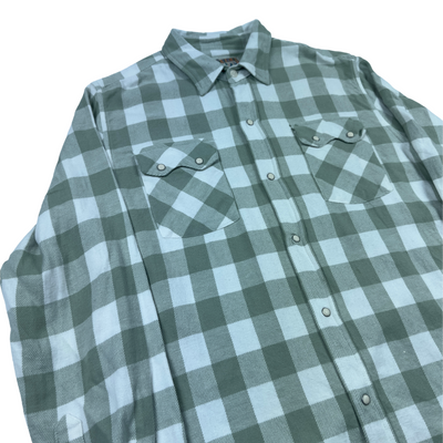 Pearlsnap Flannel